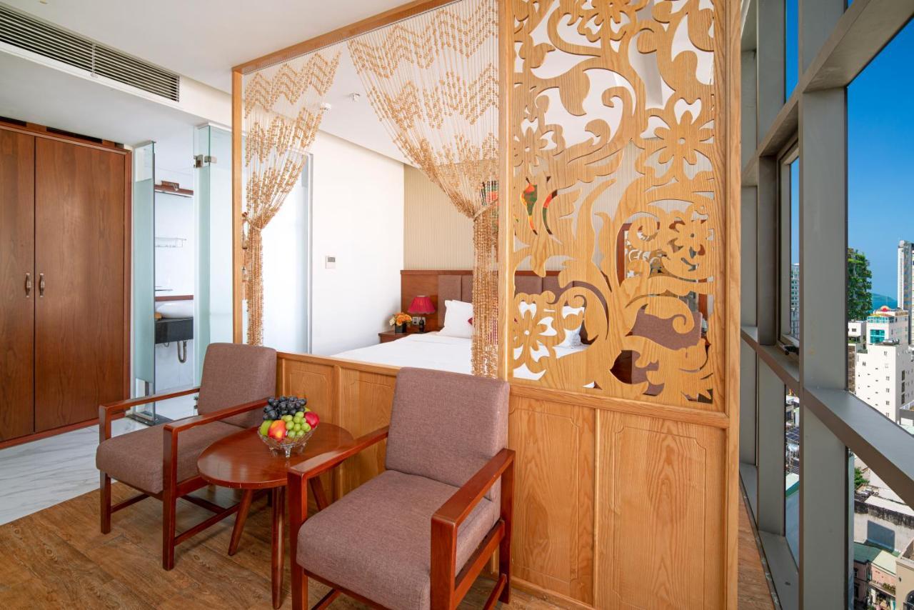 Crystal Boutique Hotel By Thg Da Nang Esterno foto