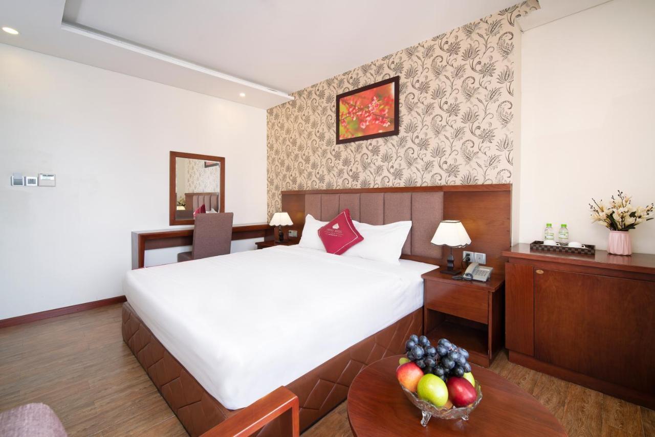 Crystal Boutique Hotel By Thg Da Nang Esterno foto