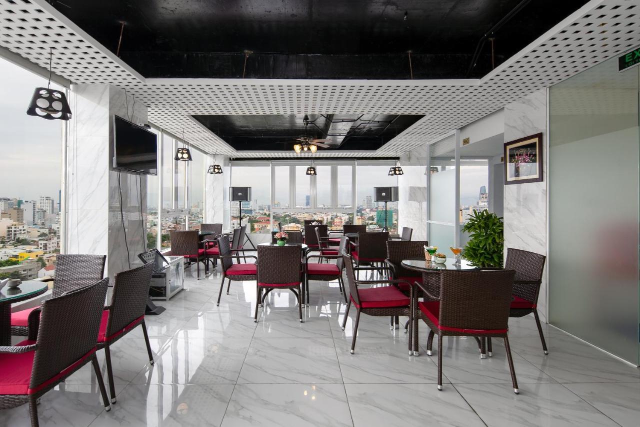 Crystal Boutique Hotel By Thg Da Nang Esterno foto